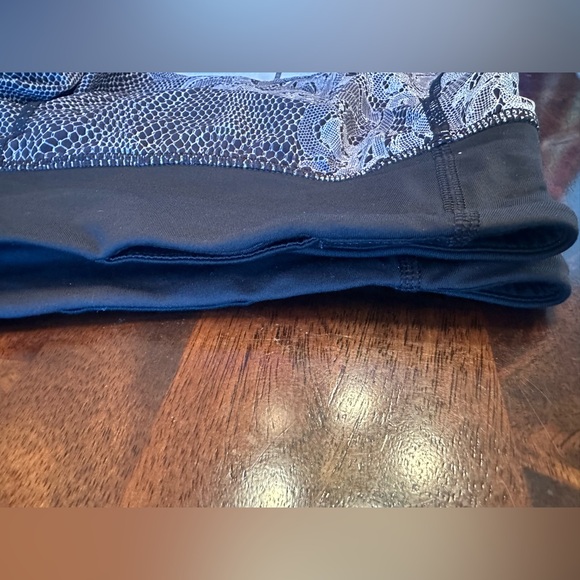 Speed Up Low-Rise Lined Short
2.5" Black 10 - Picture 6 of 6